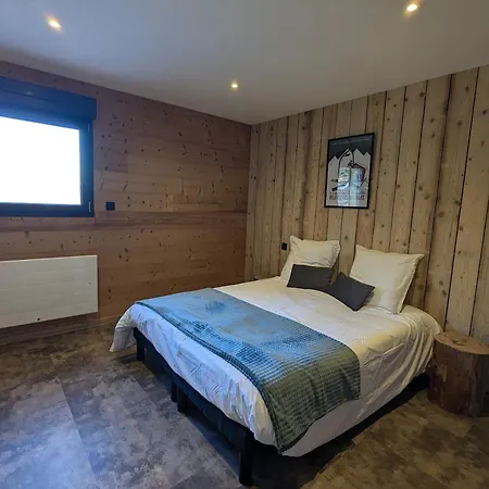 Authentique A La Montagne Pour 10 Pers. Avec - Fr-1-589-830