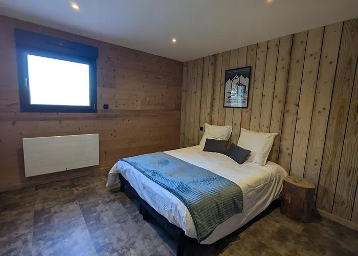 Authentique A La Montagne Pour 10 Pers. Avec - Fr-1-589-830